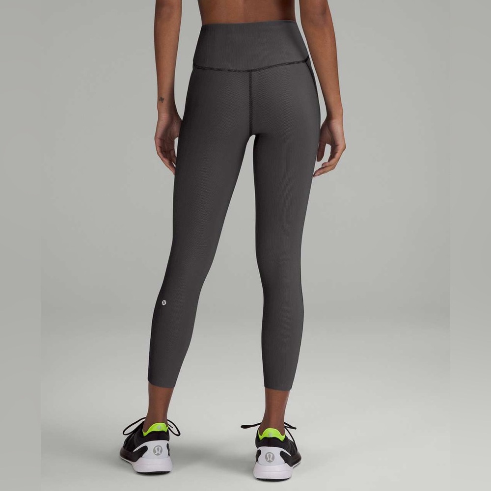 Lululemon Legging Base Pace High-Rise Tight 25" *Two-Tone Ribbed